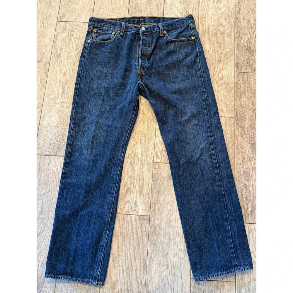 Levi's Button Fly 501 Jeans 36x32 Mens 36‎ x 32 Straight Leg Denim Levi Strauss